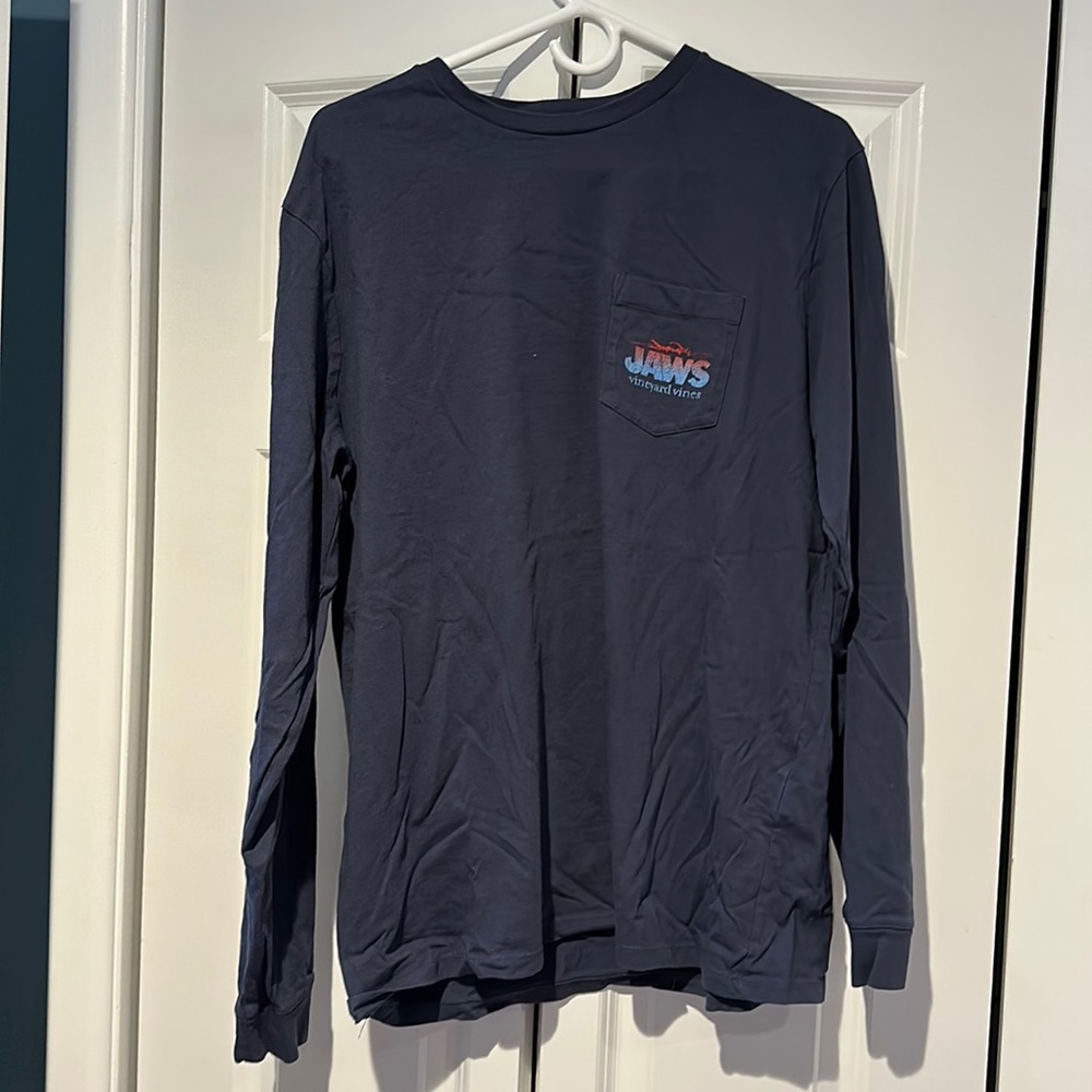 Limited edition Vineyard Vines Jaws men’s long sleeve shirt